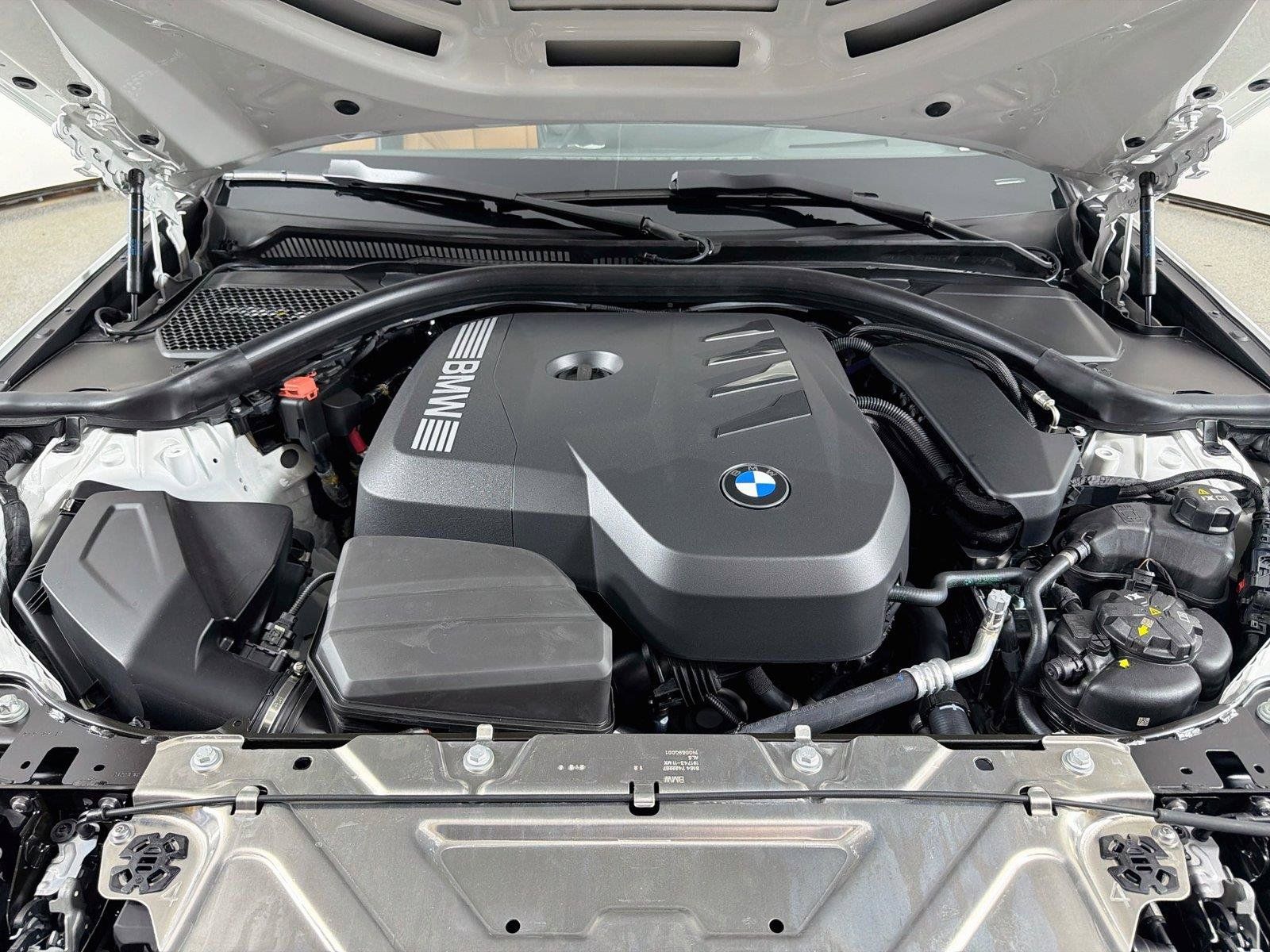 New 2026 BMW 330i xDrive Sedan w/ Premium Package AWD/4WD image 30
