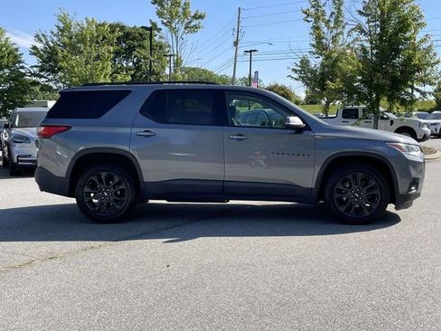 Used 2021 Chevrolet Traverse RS AWD/4WD image 6