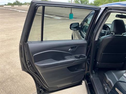 Used 2018 Honda Pilot EX-L image 32