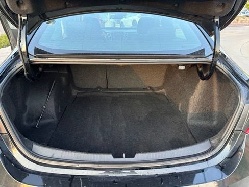 Used 2024 Chevrolet Malibu LT FWD image 20