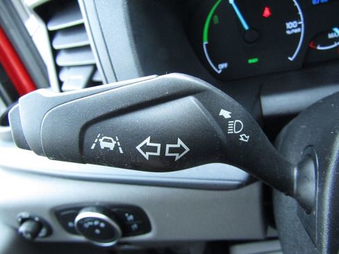 Used 2024 Ford E-Transit Low Roof image 25