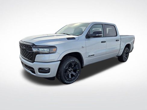 New 2026 RAM 1500 4x4 Crew Cab image 7