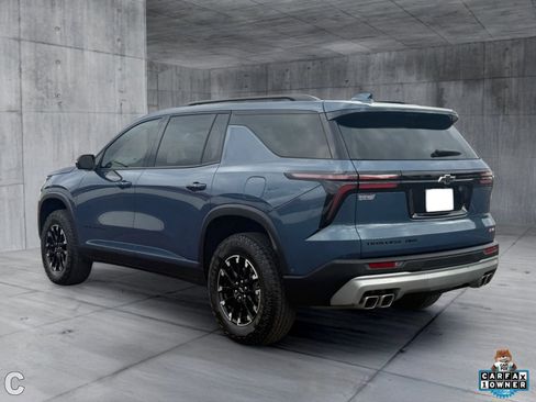 Used 2024 Chevrolet Traverse Z71 w/ Enhanced Driving Package AWD/4WD image 4