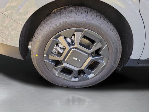 New 2026 Kia Carnival SX FWD image 29