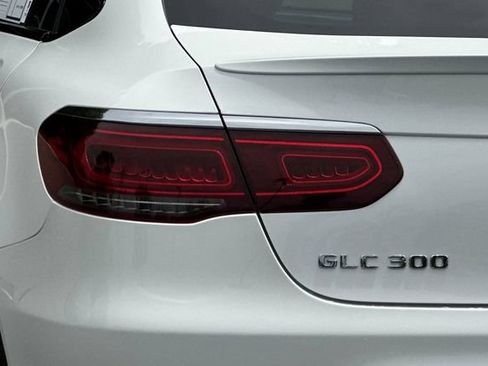 Used 2021 Mercedes-Benz GLC 300 4MATIC Coupe image 24