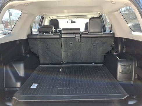 Used 2018 Toyota 4Runner SR5 Premium image 11