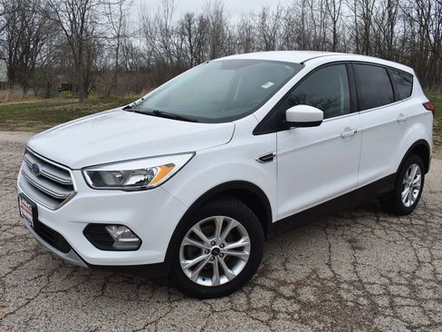 Used 2019 Ford Escape SE image 13