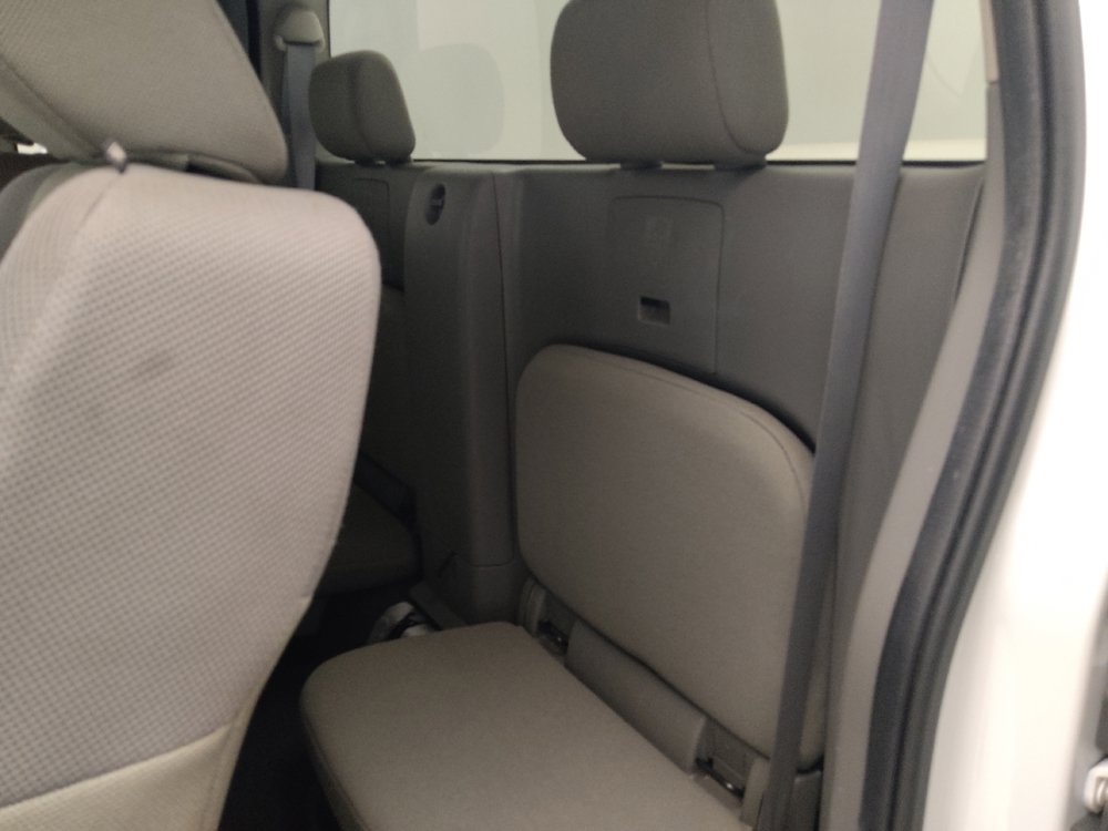 Used 2019 Nissan Frontier S RWD image 18