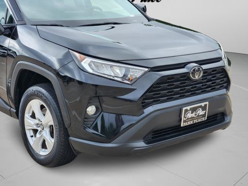Used 2021 Toyota RAV4 XLE w/ Convenience Package AWD/4WD image 30