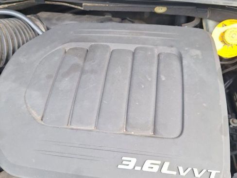 Used 2013 Dodge Grand Caravan American Value Package FWD image 4