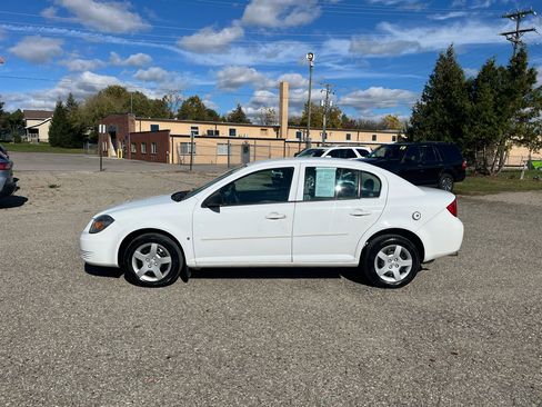 Used 2008 Chevrolet Cobalt LS w/ Protection Package image 2