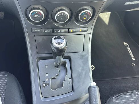 Used 2013 MAZDA MAZDA3 i Touring FWD image 30