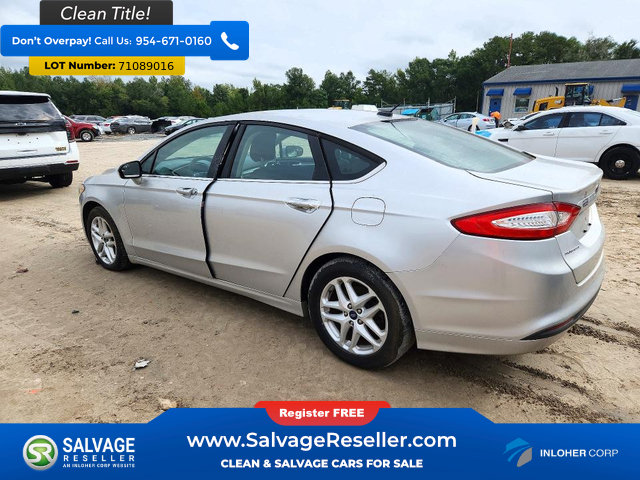 Used 2014 Ford Fusion SE FWD image 3