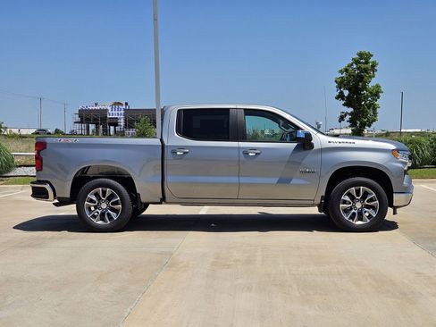 New 2026 Chevrolet Silverado 1500 LT w/ Texas Edition Plus AWD/4WD image 7