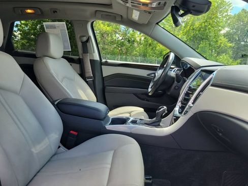 Used 2015 Cadillac SRX Luxury w/ Driver Awareness Package FWD image 30