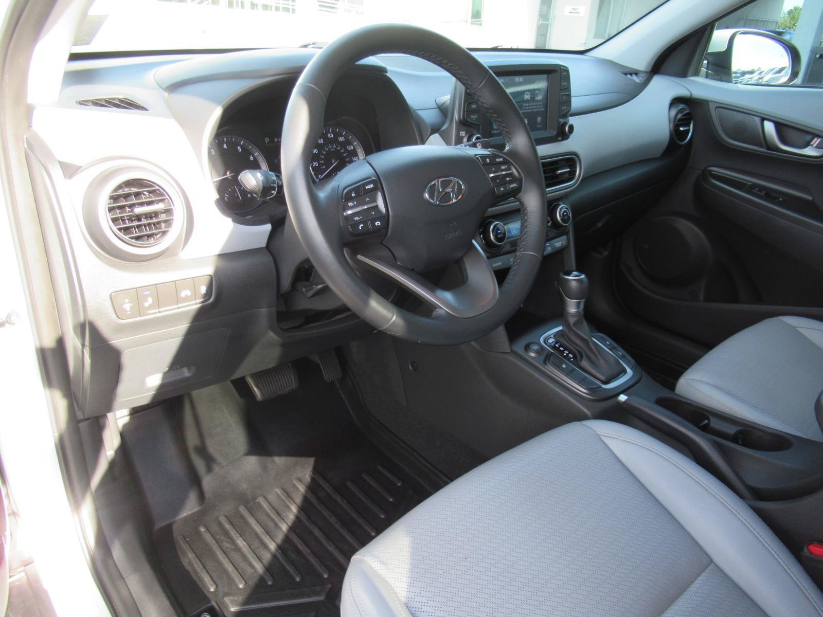 Used 2020 Hyundai Kona Limited FWD image 19