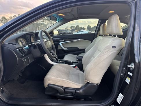 Used 2014 Honda Accord EX image 16