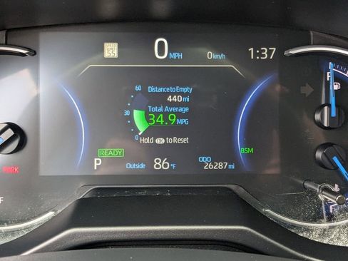 Used 2025 Toyota RAV4 XLE image 14