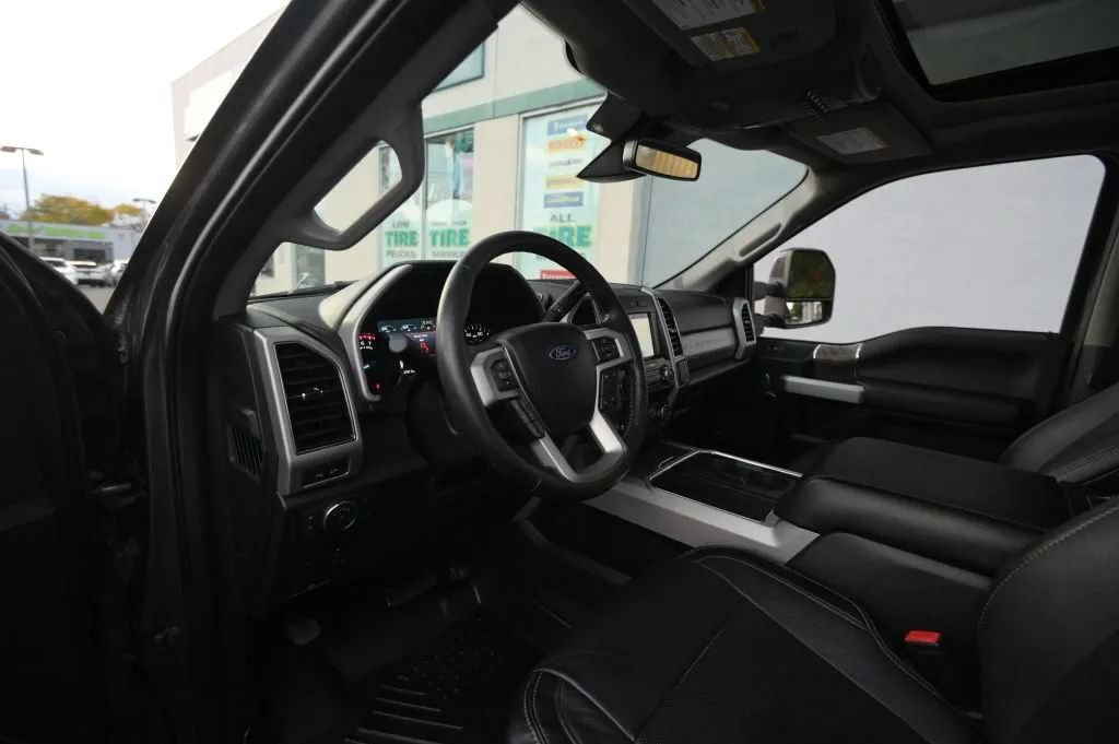 Used 2019 Ford F350 Lariat w/ Lariat Ultimate Package AWD/4WD image 42