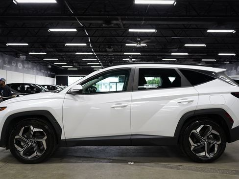 Used 2022 Hyundai Tucson SEL w/ Convenience Package FWD image 2