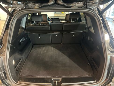 Used 2025 Mercedes-Benz GLB 250 image 35