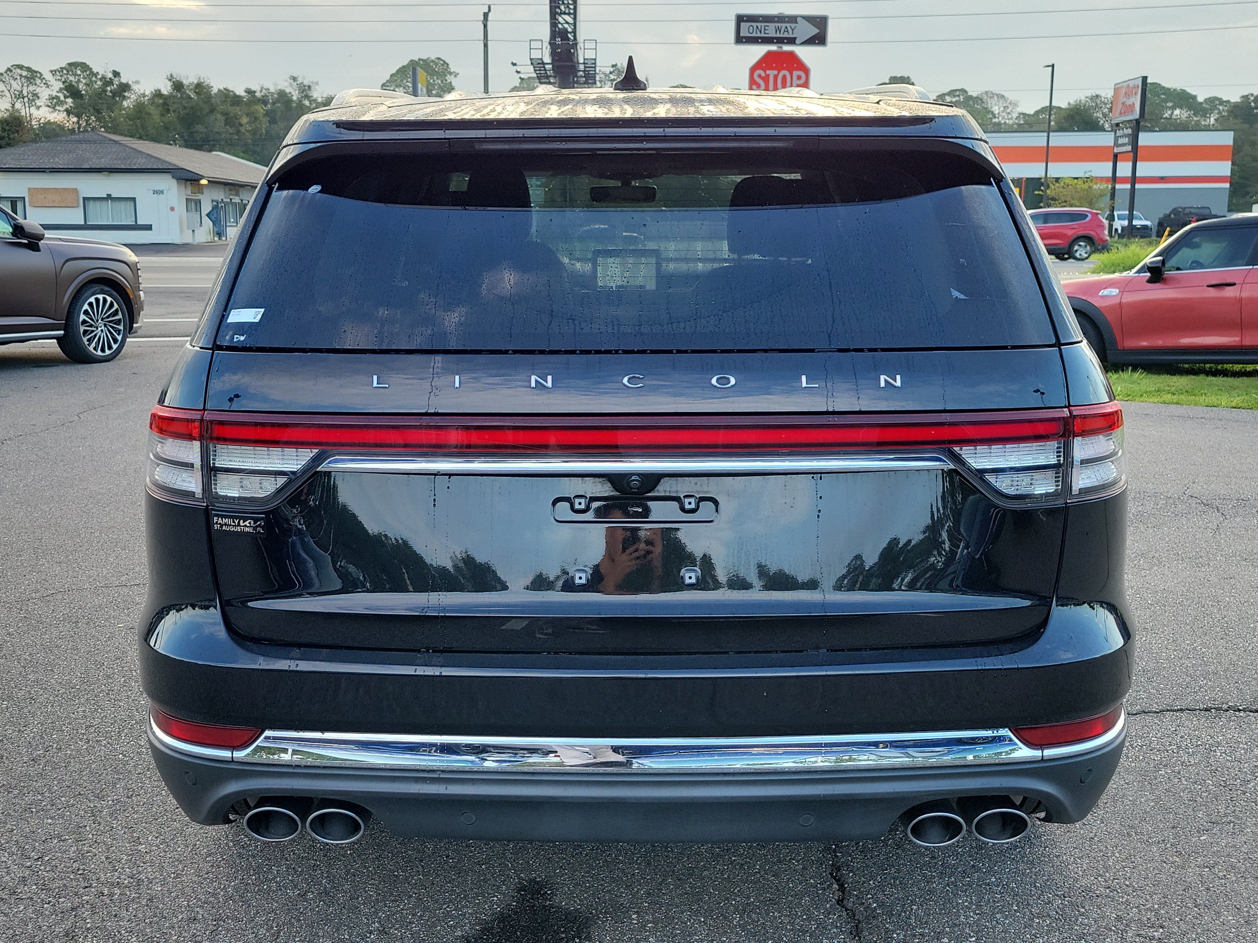 Used 2022 Lincoln Aviator Reserve RWD image 5