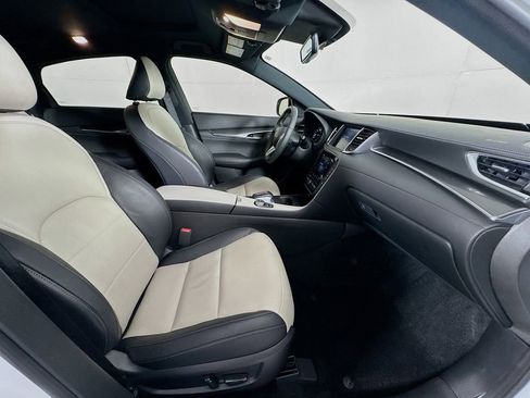 Certified 2025 INFINITI QX55 Luxe w/ Cargo Package image 36