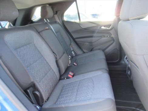 Certified 2024 Chevrolet Equinox LT w/ LPO, Floor Liner Package image 29