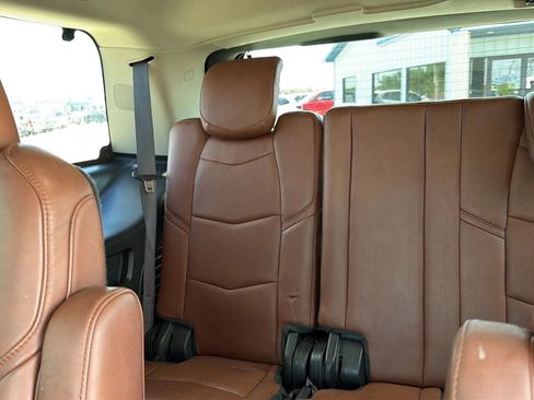 Used 2016 Cadillac Escalade Premium AWD/4WD image 49