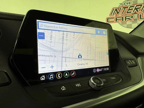 Used 2020 Chevrolet Blazer LT w/ Sound & Technology Package FWD image 19