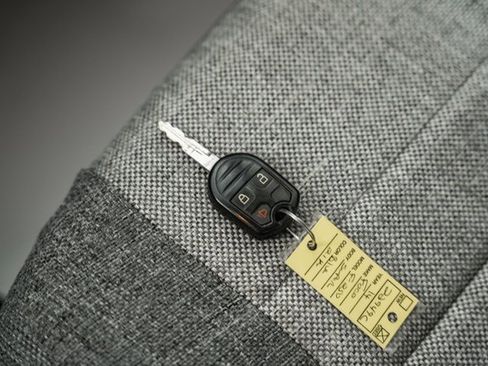 Used 2014 Ford F250 XLT w/ Snow Plow Prep Package image 46