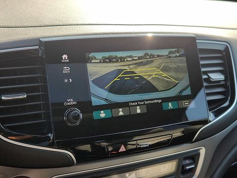 Certified 2023 Honda Passport EX-L image 17