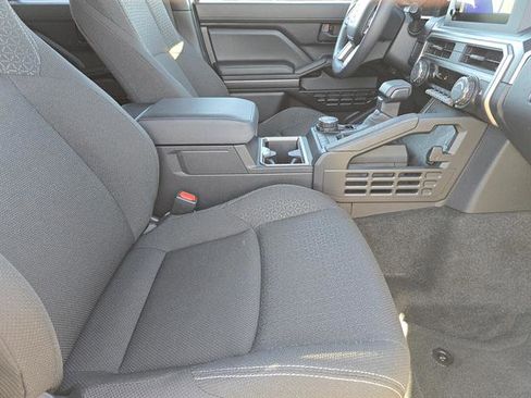 Used 2025 Toyota 4Runner SR5 image 13