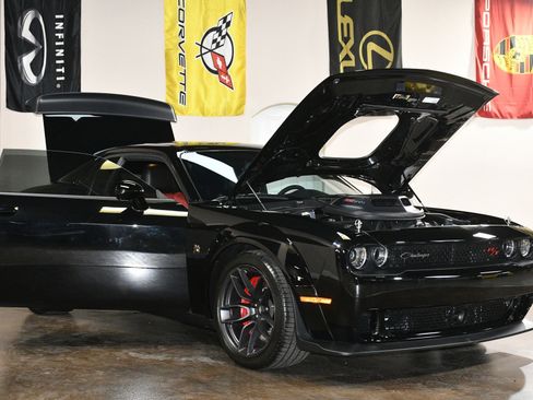 Used 2022 Dodge Challenger R/T Scat Pack RWD image 89