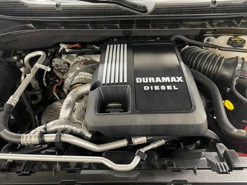 Used 2024 Chevrolet Silverado 1500 LT Trail Boss w/ Convenience Package II AWD/4WD image 24