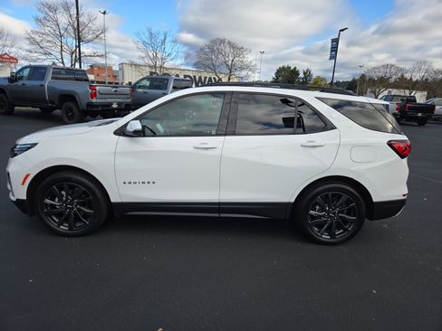 Certified 2022 Chevrolet Equinox RS w/ RS Leather Package image 6