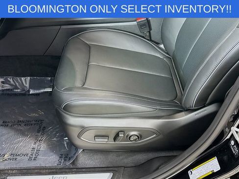 New 2025 Jeep Grand Cherokee L Overland w/ Trailer Tow Package image 19