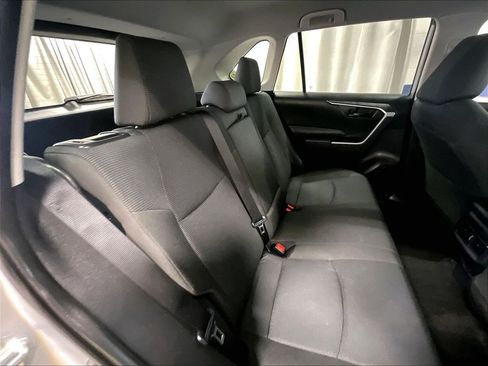 Used 2025 Toyota RAV4 LE AWD/4WD image 16