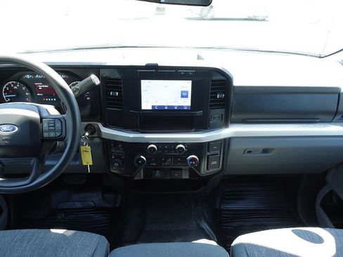 Used 2024 Ford F250 XLT w/ FX4 Off-Road Package AWD/4WD image 42