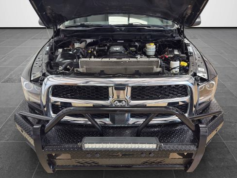 Used 2016 RAM 2500 Tradesman w/ Chrome Appearance Group image 10