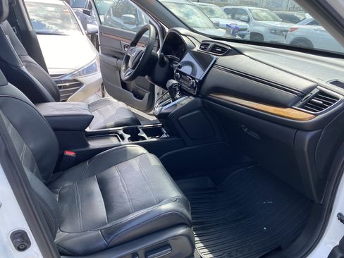 Used 2018 Honda CR-V Touring image 19