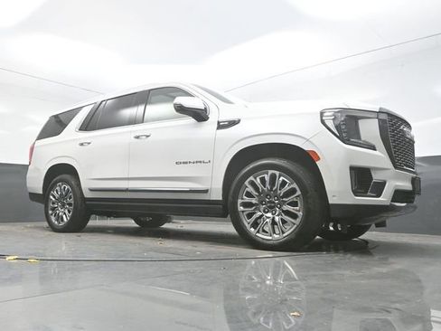 Used 2023 GMC Yukon Denali Ultimate image 35
