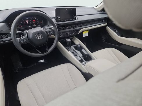Certified 2025 Honda Accord LX image 11