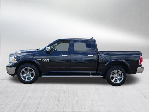 Used 2018 RAM 1500 Laramie w/ Convenience Group AWD/4WD image 4