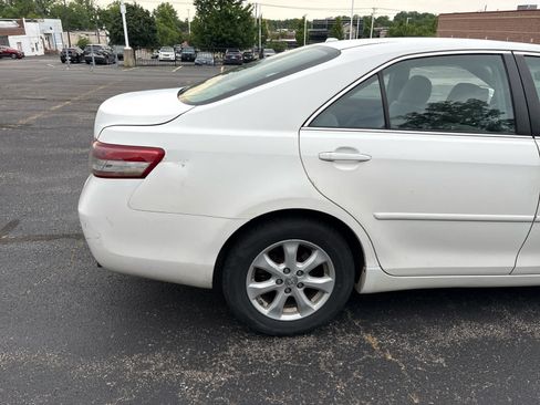 Used 2011 Toyota Camry LE w/ LE Extra-Value Pkg FWD image 15