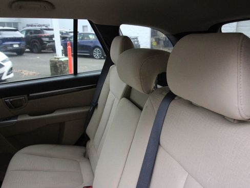 Used 2011 Hyundai Santa Fe GLS image 28