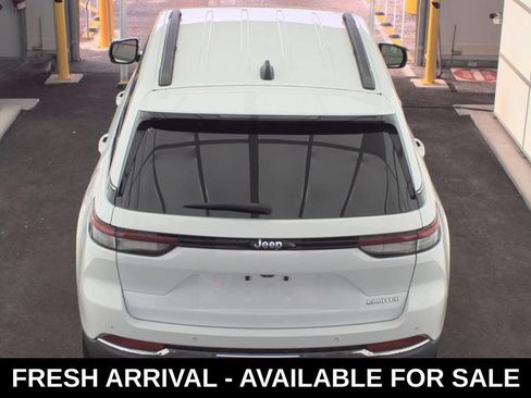 Used 2022 Jeep Grand Cherokee Limited RWD image 5