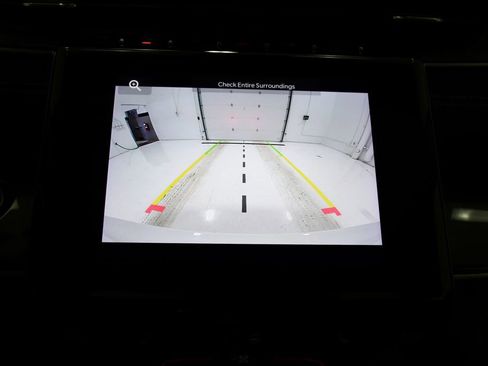 Used 2022 Jeep Grand Cherokee Laredo w/ Luxury Tech Group I image 14