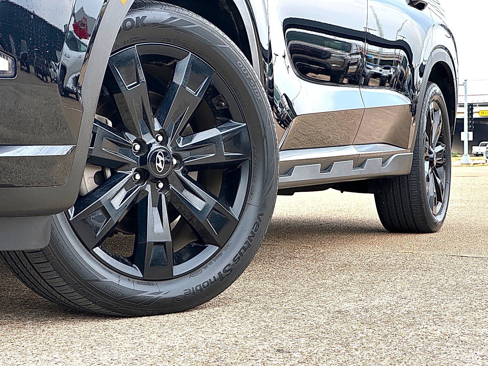 Used 2025 Hyundai Palisade XRT FWD image 3