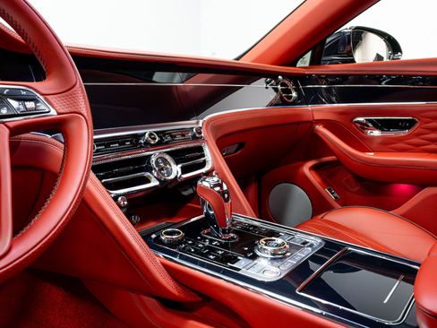 Used 2020 Bentley Flying Spur W12 w/ First Edition Specification image 12